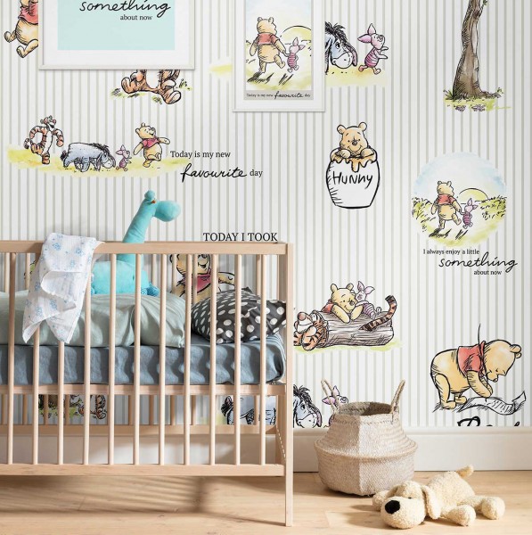 Disney Vlies Fototapete Winnie Puuh "Winnie Pooh - Stripes"