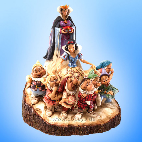 Disney Traditions / Jim Shore figurine from Enesco "The One That Started Them All (Snow White And The Seven Dwarfs Carved By Heart)" 4023573.